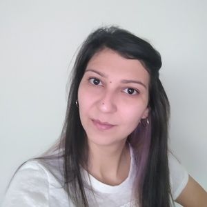 Meet your Posher, Iulia maria